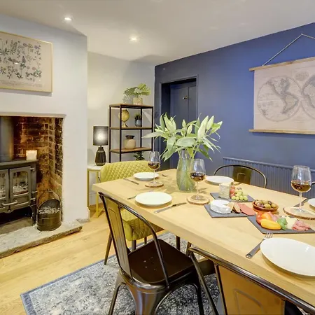 Church Bells House By Spa Town Property - 3 Bedroom Georgian Townhouse In Central Warwick Warwick  Exterior photo
