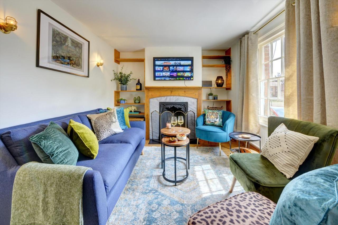 Church Bells House By Town - 3 Bedroom Georgian Townhouse In Warwick *